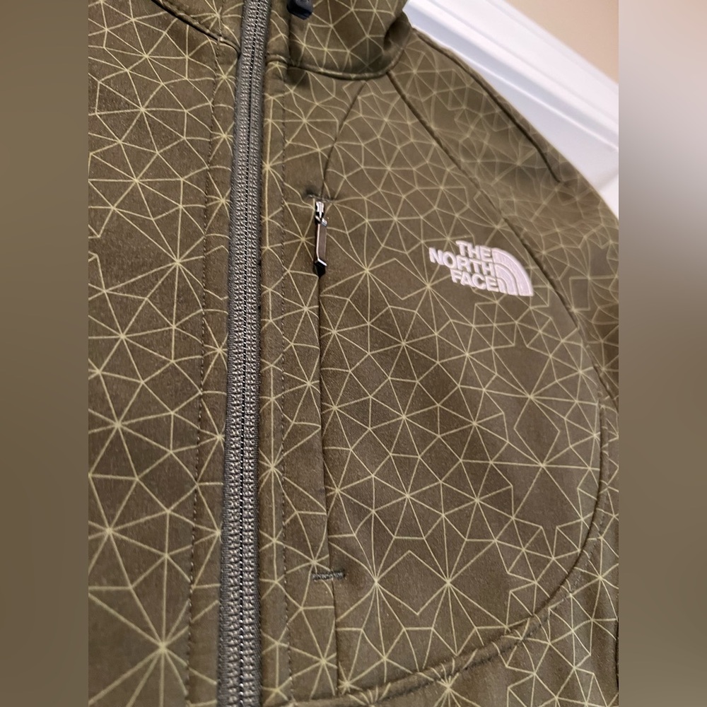 North Face Geometric Pattern Jacket - image 3